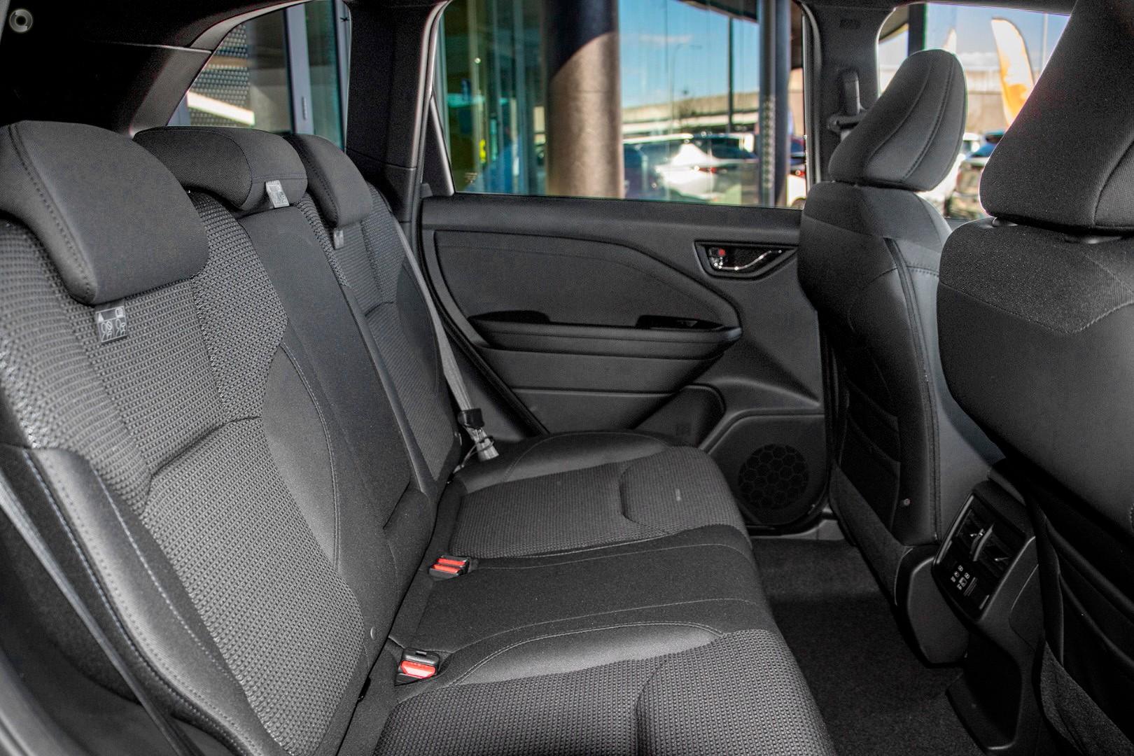 2026 Subaru Forester Premium — photo 7