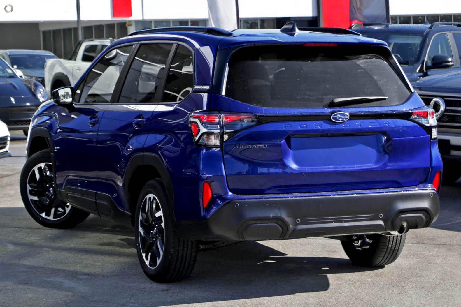 2026 Subaru Forester Touring — photo 4