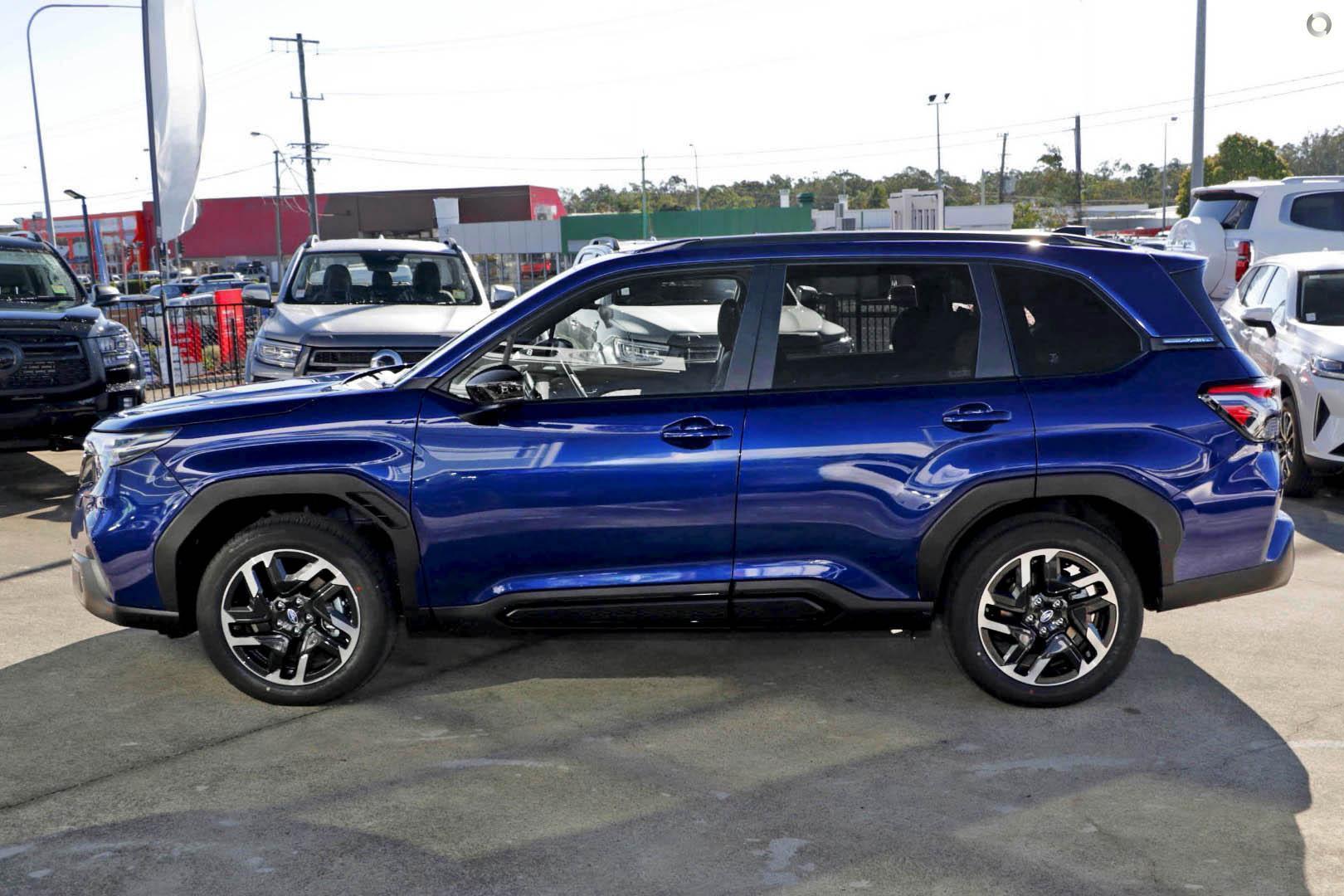 2026 Subaru Forester Touring — photo 5
