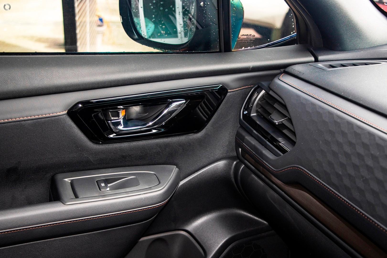2026 Subaru Forester Hybrid Touring — photo 14