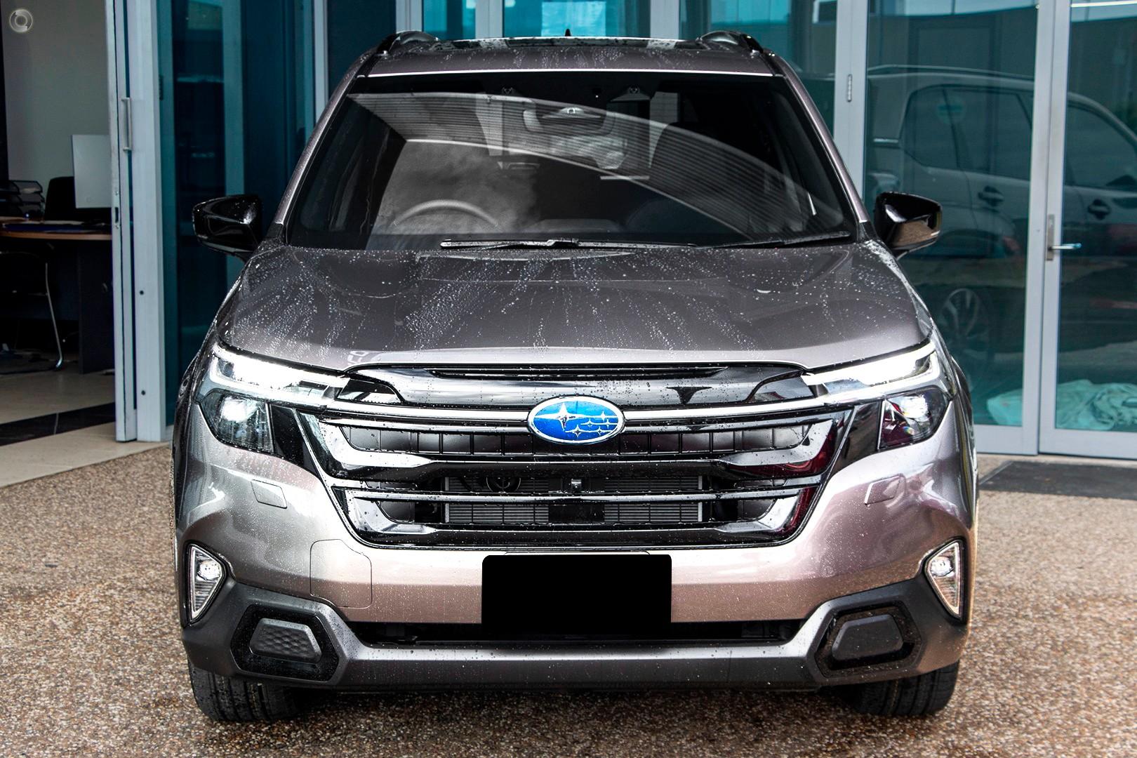 2026 Subaru Forester Hybrid Touring — photo 2