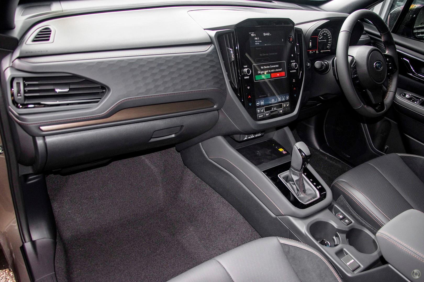 2026 Subaru Forester Hybrid Touring — photo 6