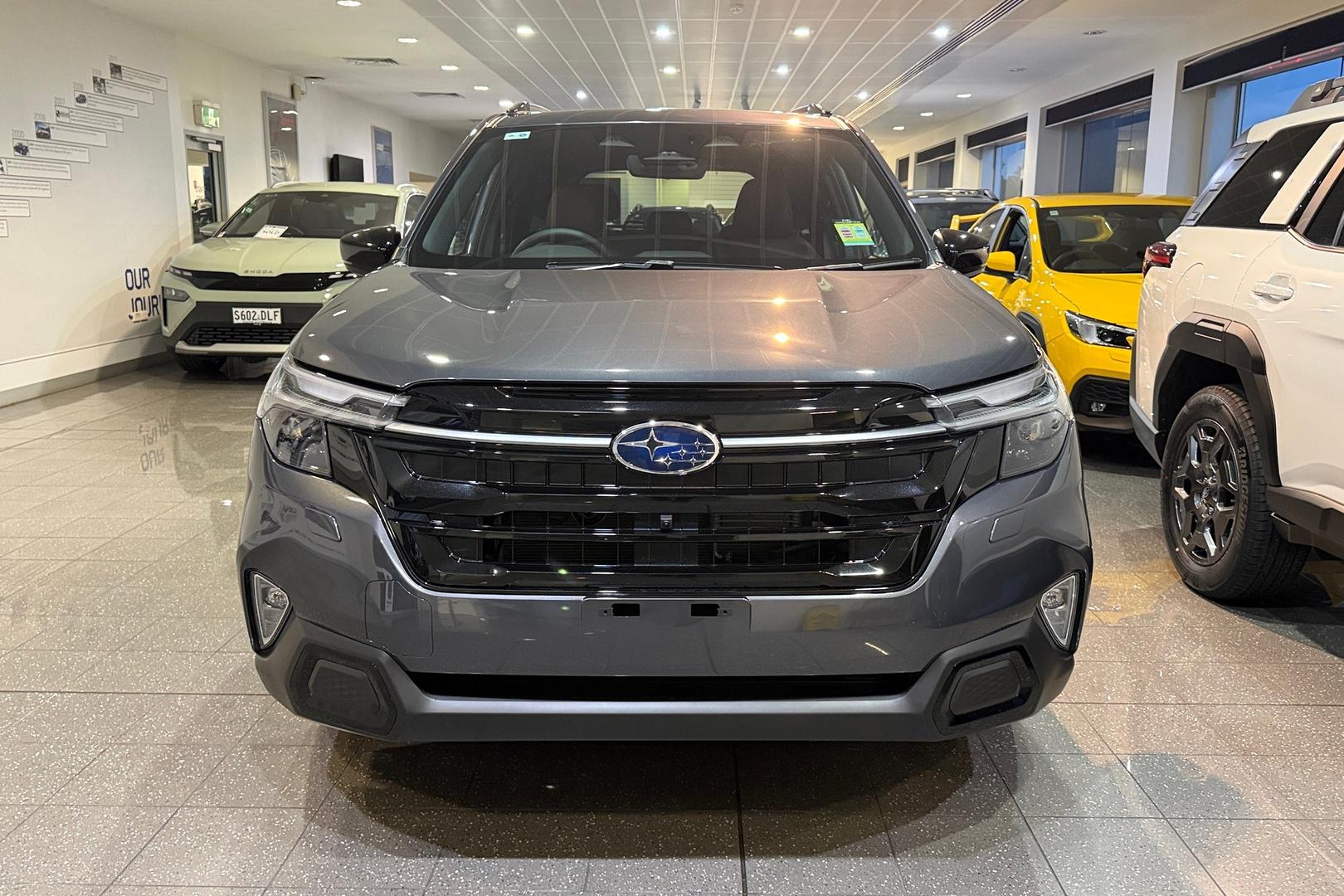 2026 Subaru Forester Touring — photo 2