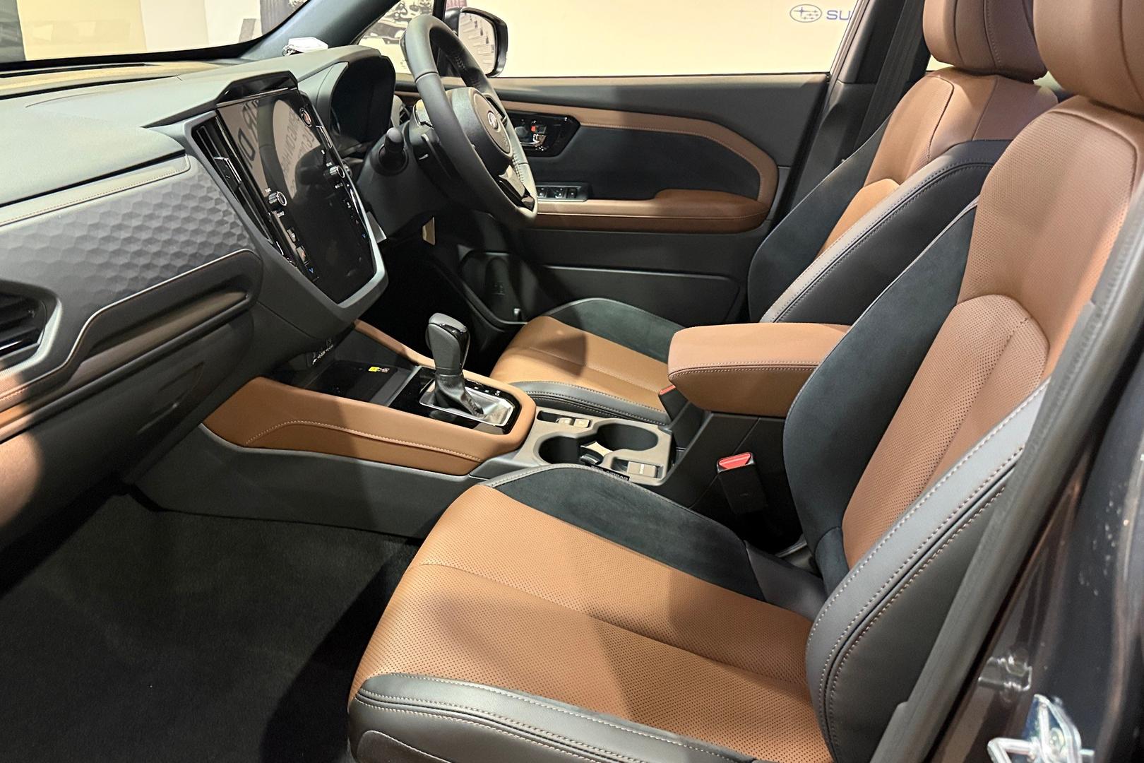 2026 Subaru Forester Touring — photo 4