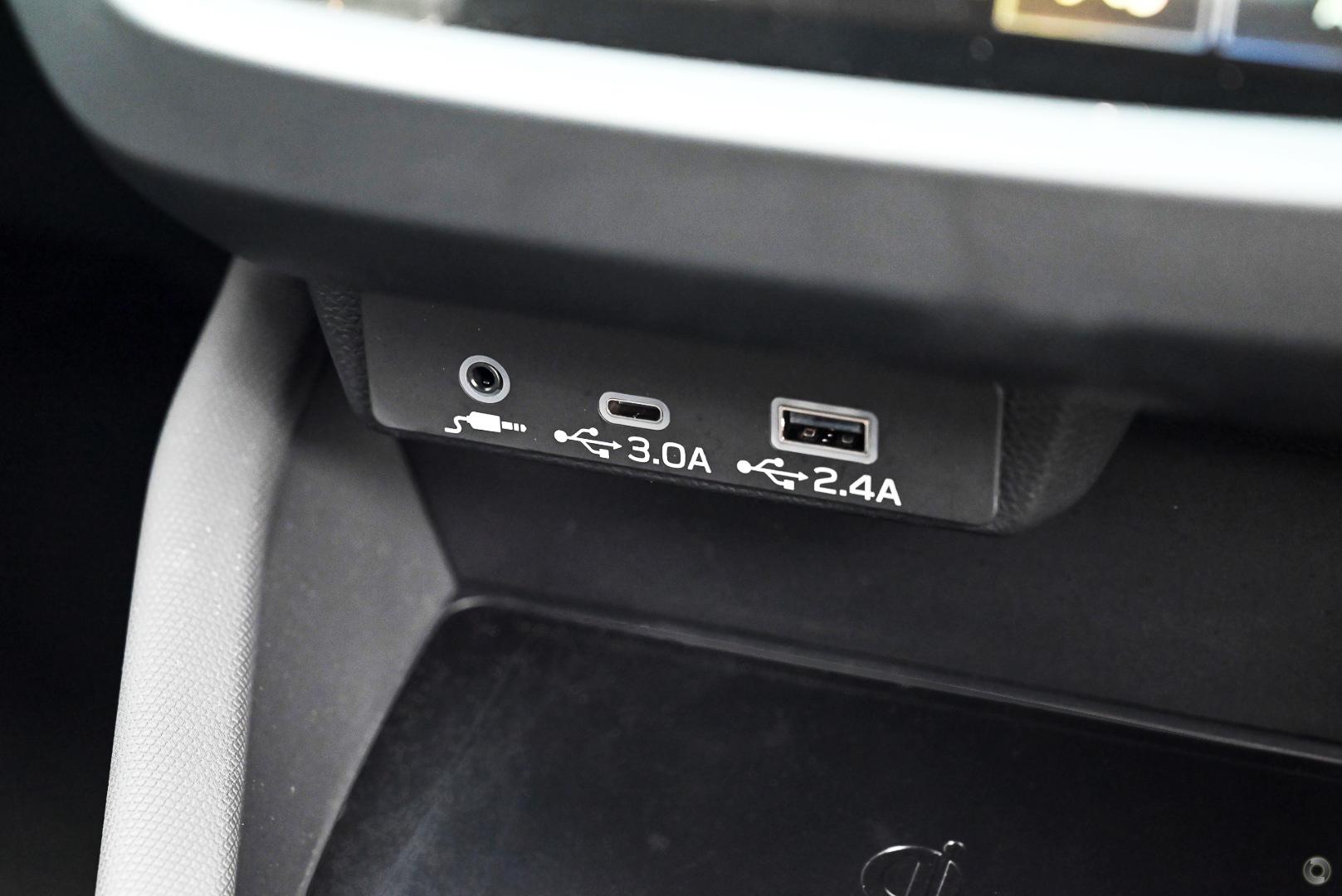 2026 Subaru Forester Sport — photo 12