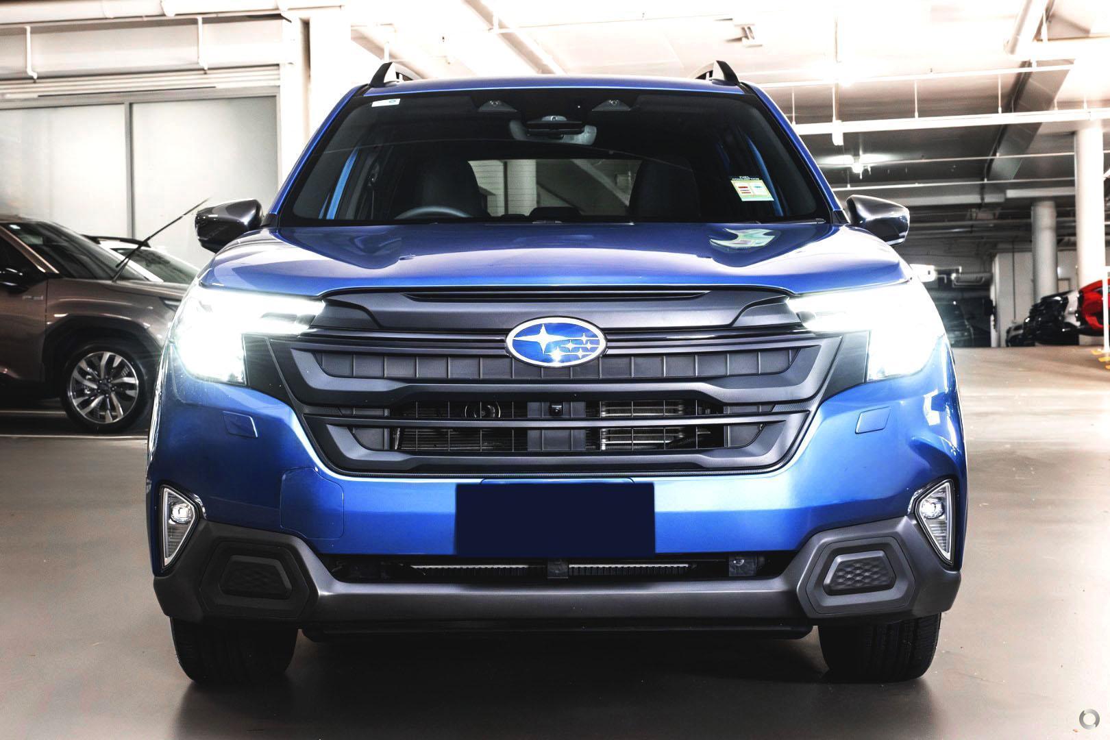2026 Subaru Forester Premium — photo 2