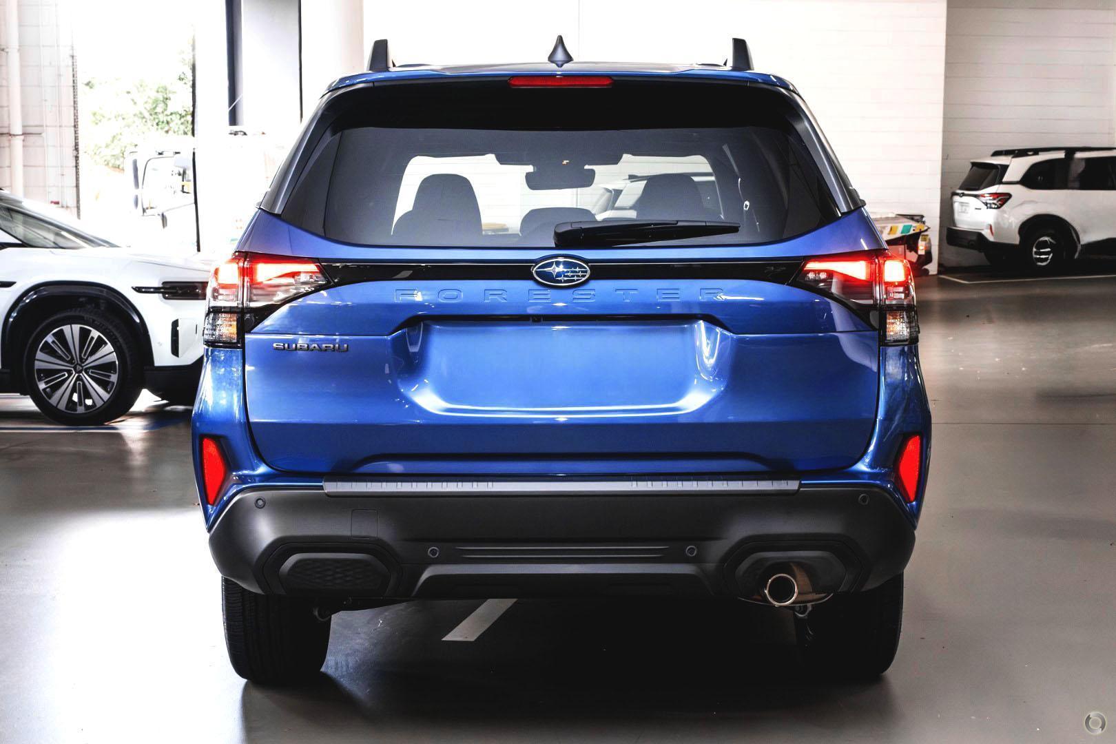 2026 Subaru Forester Premium — photo 3