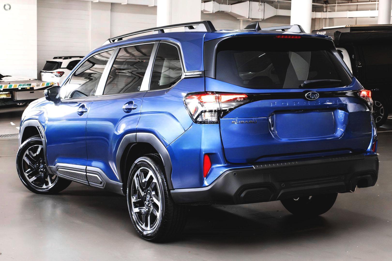 2026 Subaru Forester Premium — photo 4
