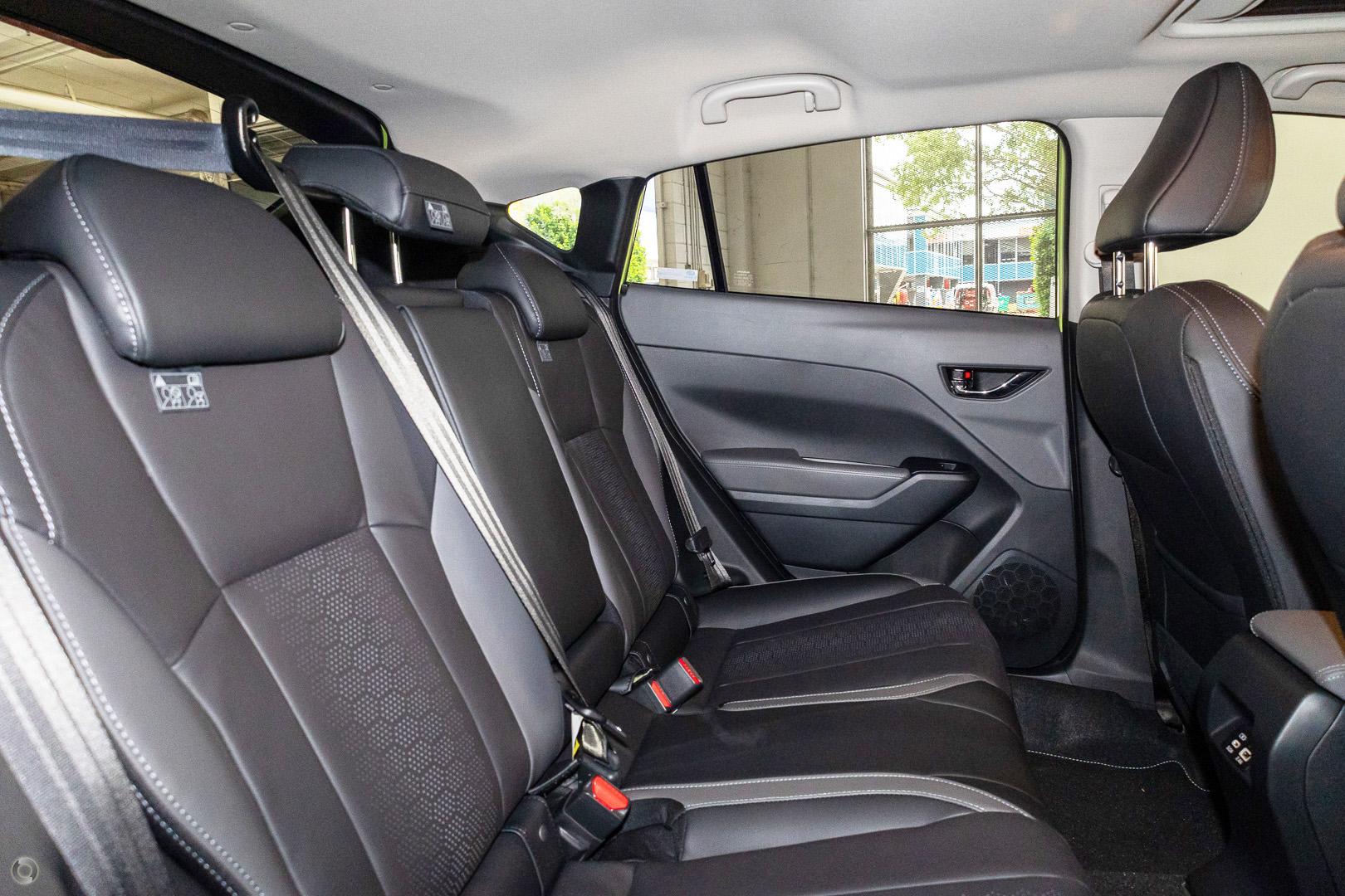 2026 Subaru Crosstrek 20S — photo 8
