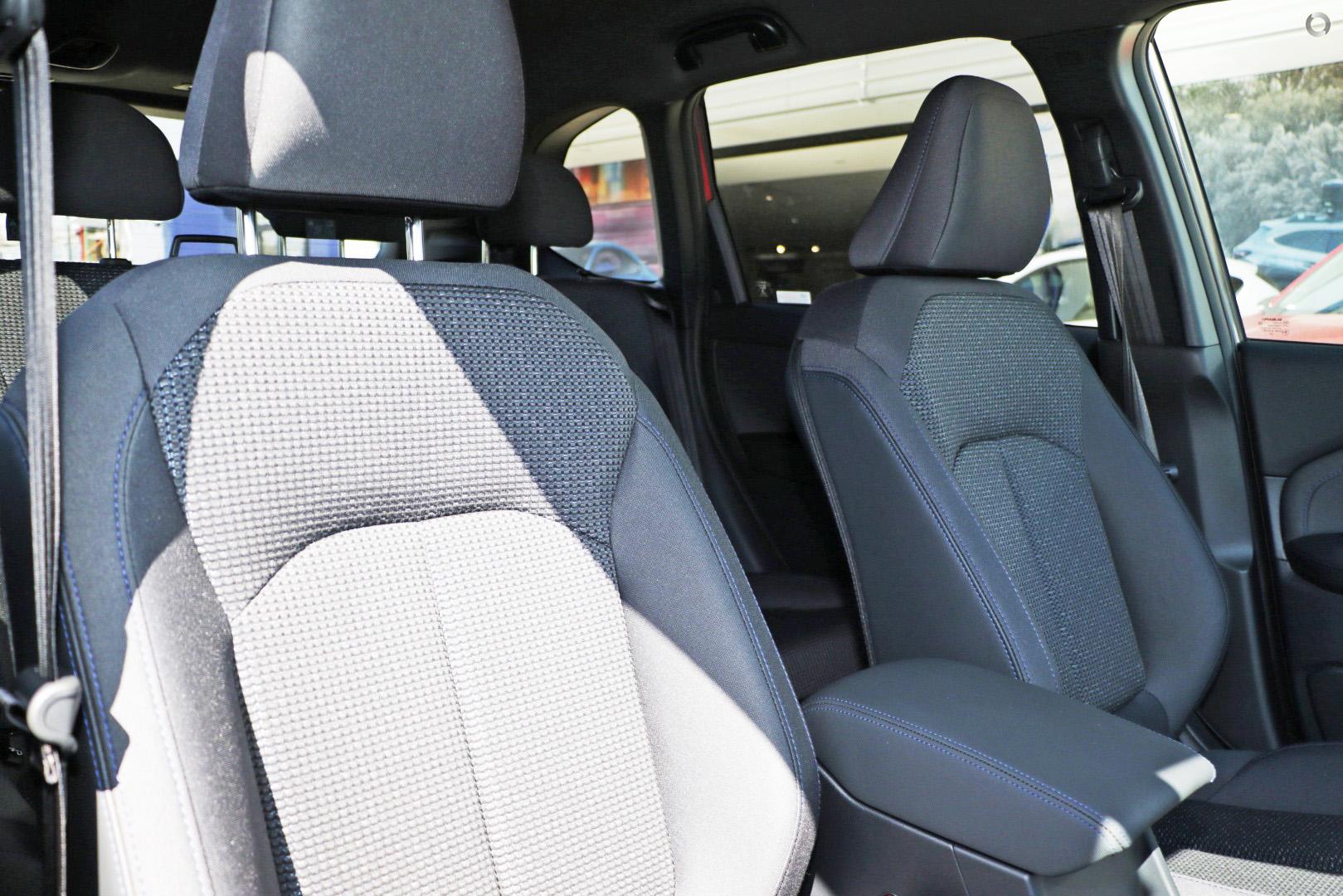 2026 Subaru Forester — photo 9
