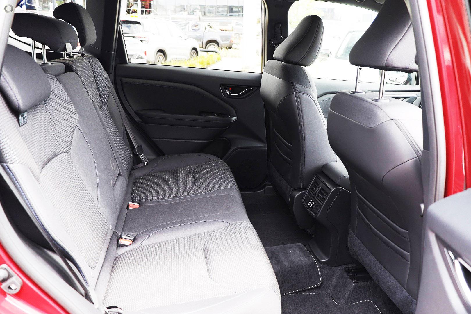 2026 Subaru Forester — photo 9