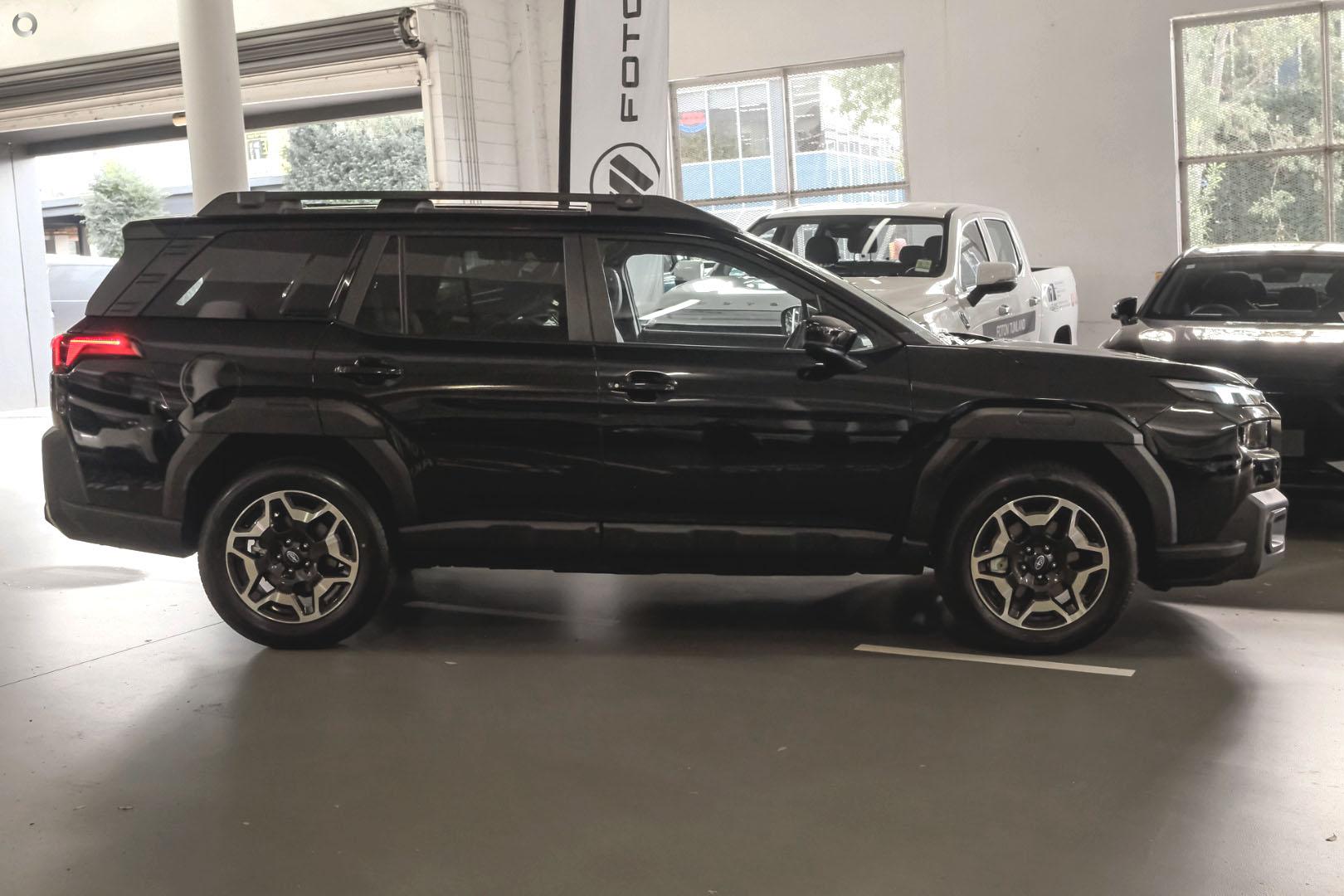 2026 Subaru Outback AWD Touring — photo 5