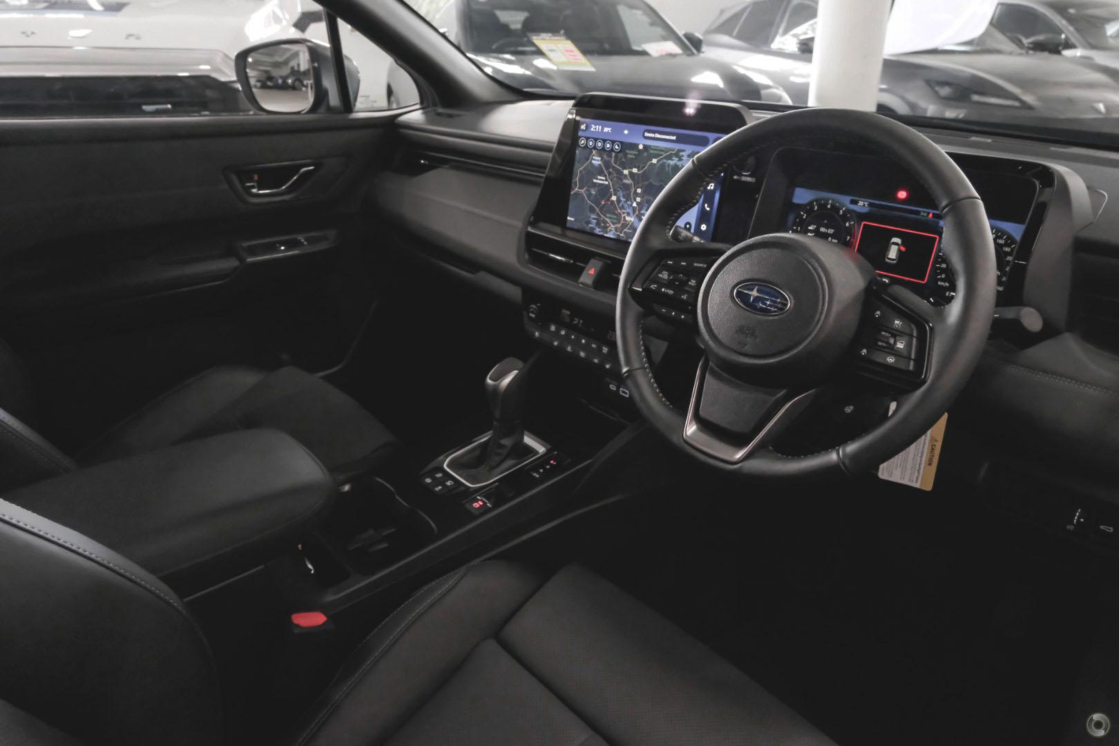 2026 Subaru Outback AWD Touring — photo 6