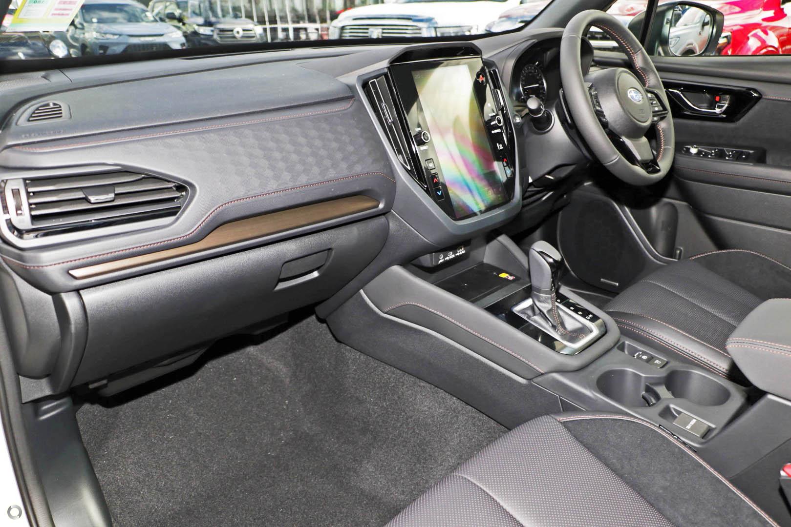 2026 Subaru Forester Touring — photo 6