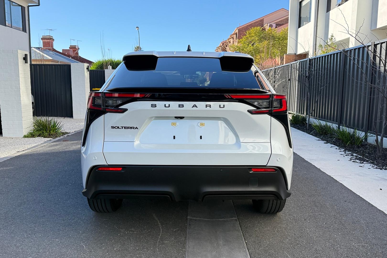 2026 Subaru Solterra AWD — photo 4