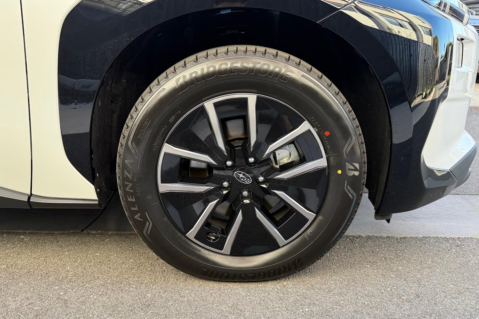 2026 Subaru Solterra AWD — photo 8