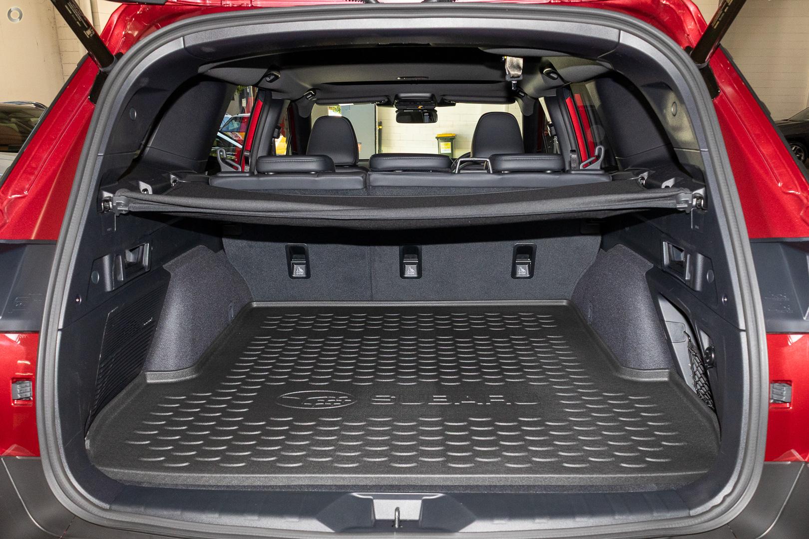 2026 Subaru Outback AWD Premium — photo 9