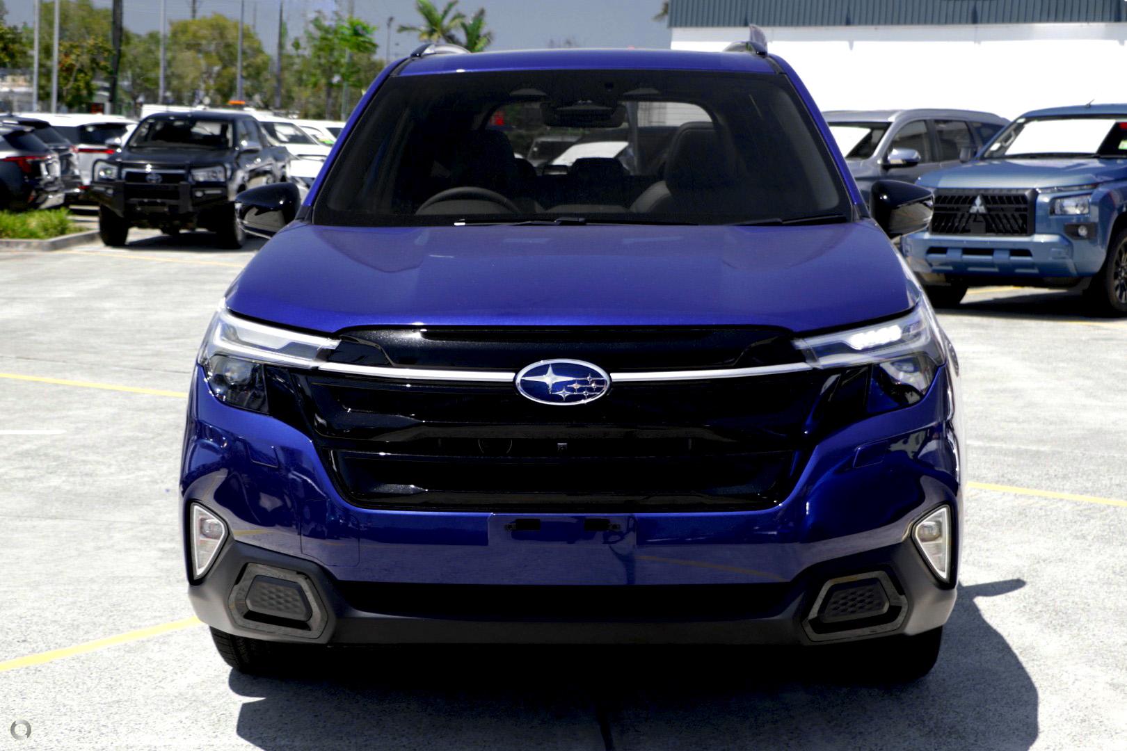 2026 Subaru Forester Hybrid Touring — photo 2