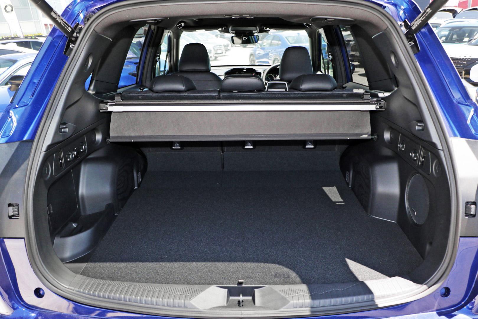 2026 Subaru Forester Hybrid Touring — photo 9