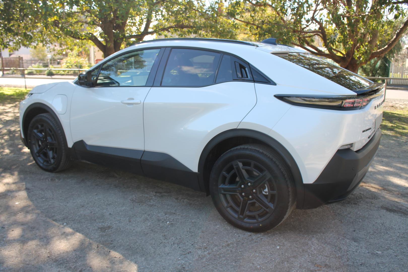 2026 Subaru Uncharted AWD — photo 6
