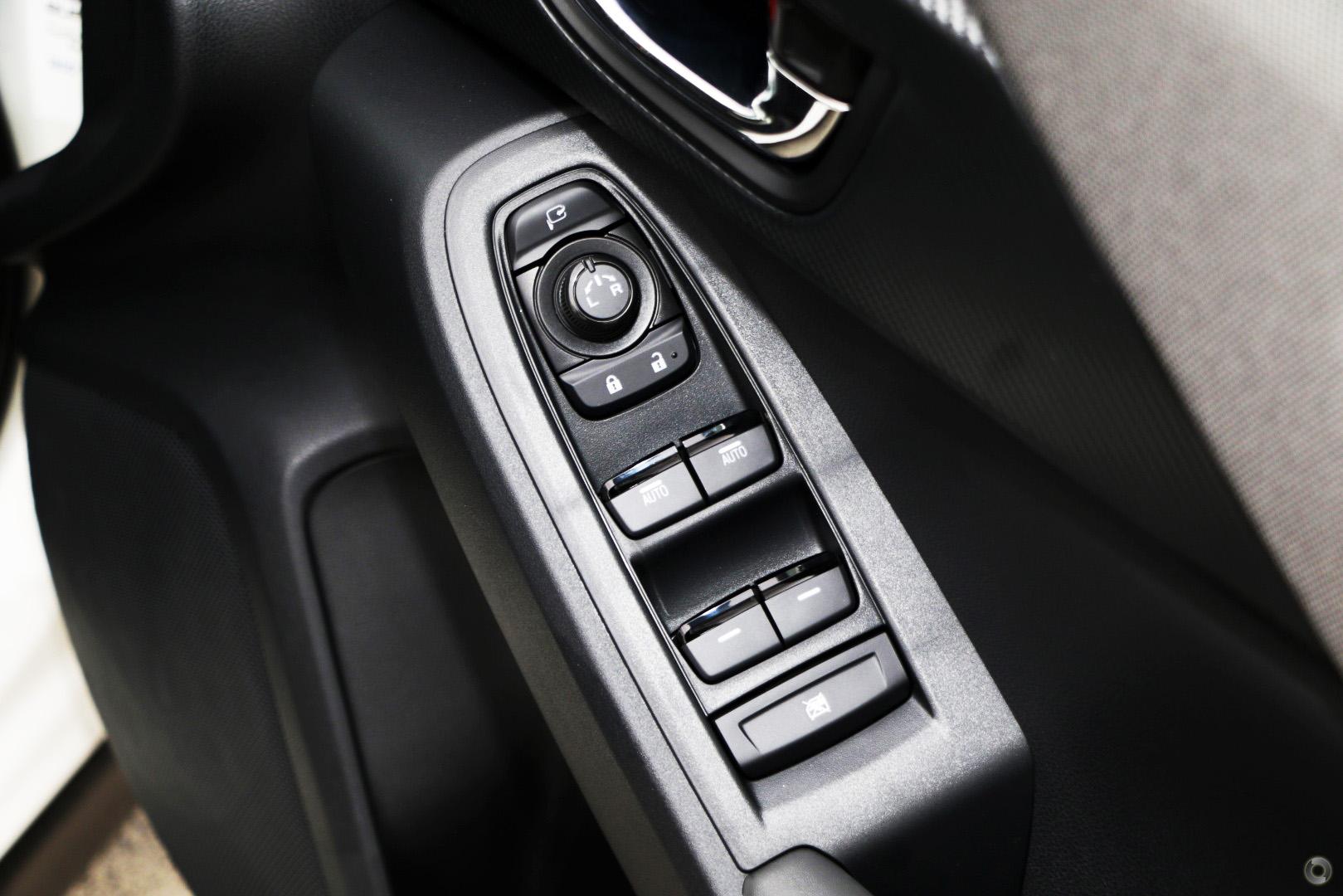 2026 Subaru Crosstrek 20L — photo 15