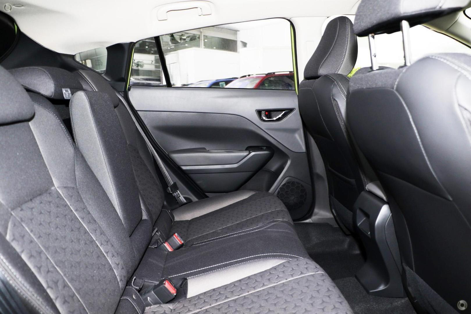 2026 Subaru Crosstrek Hybrid L — photo 8