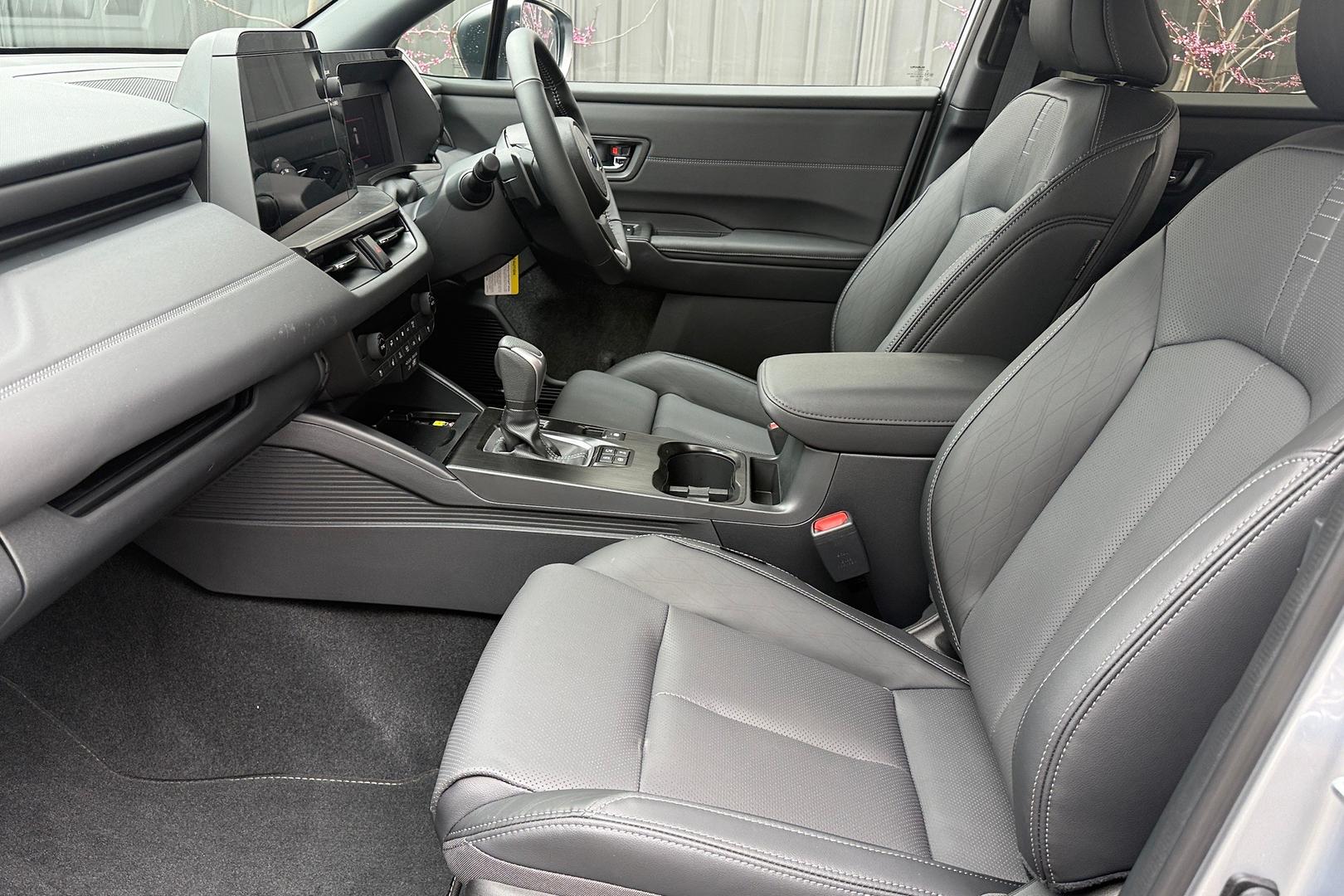 2026 Subaru Outback AWD Touring — photo 9
