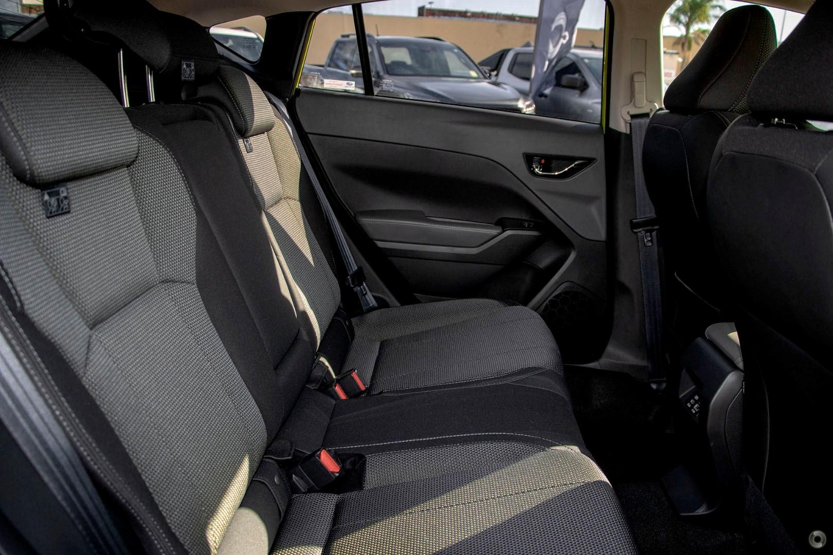 2026 Subaru Crosstrek 20R — photo 8