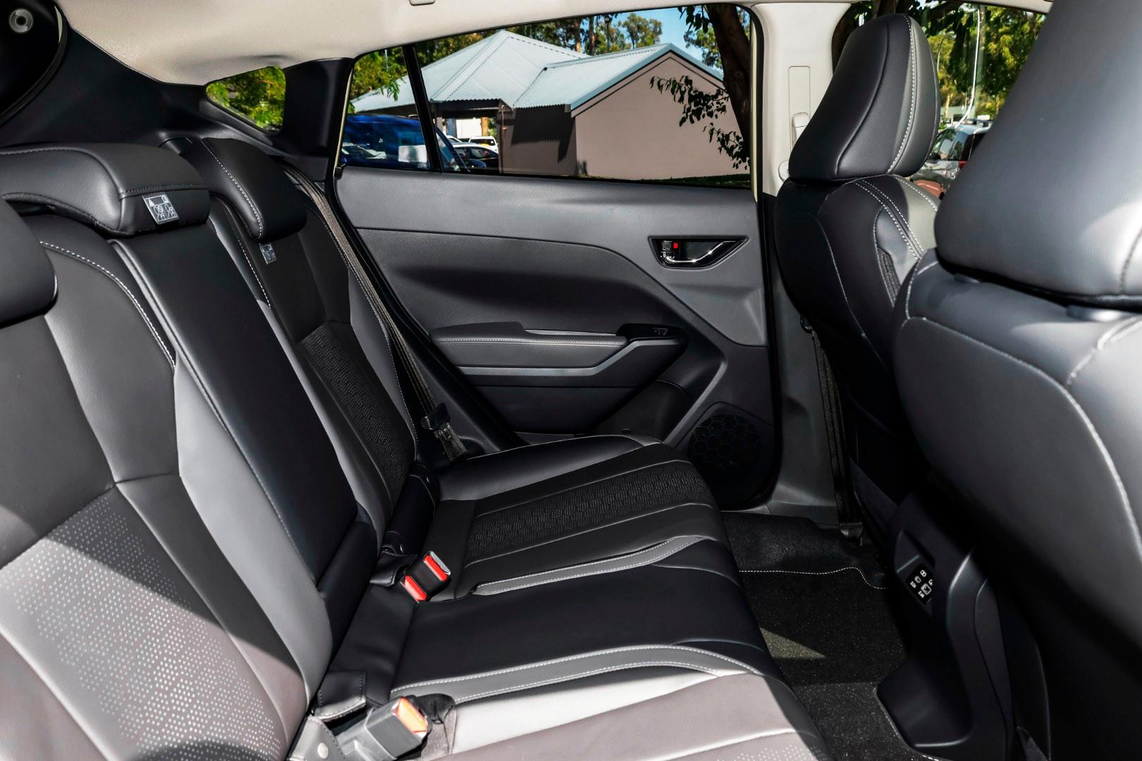 2026 Subaru Crosstrek 20S — photo 8