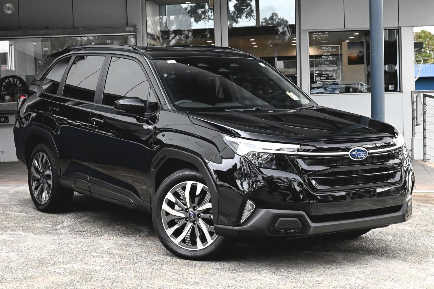 2026 Subaru Forester Hybrid Touring — photo 1