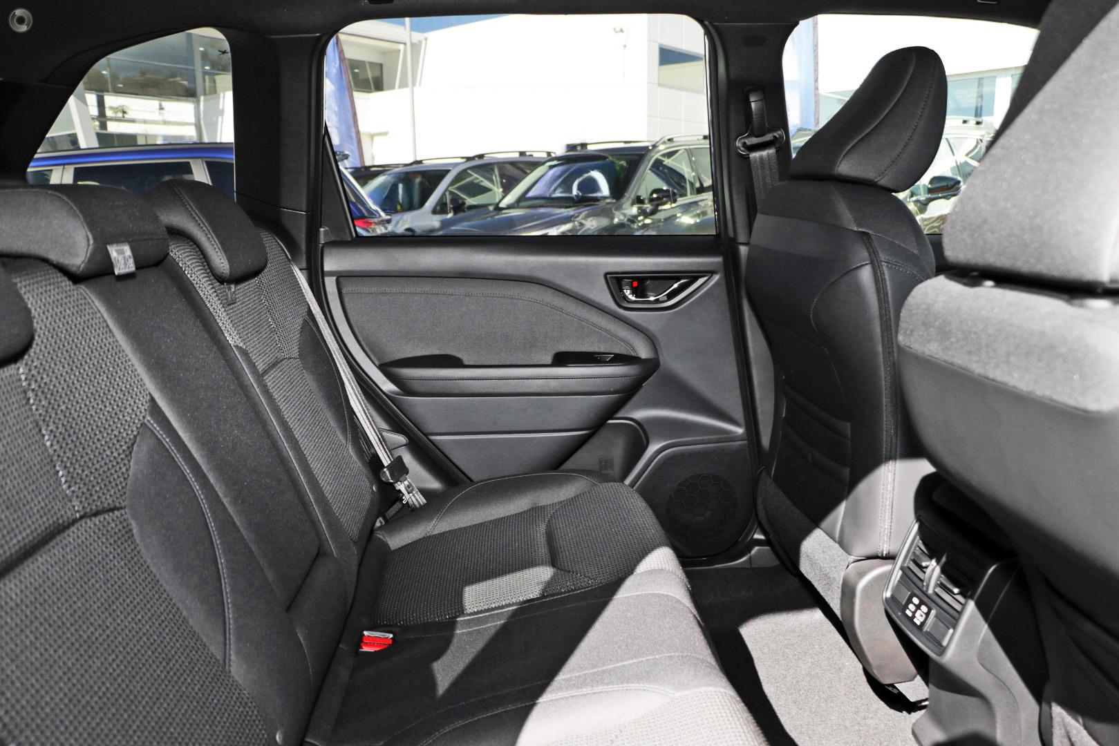 2026 Subaru Forester Hybrid — photo 10