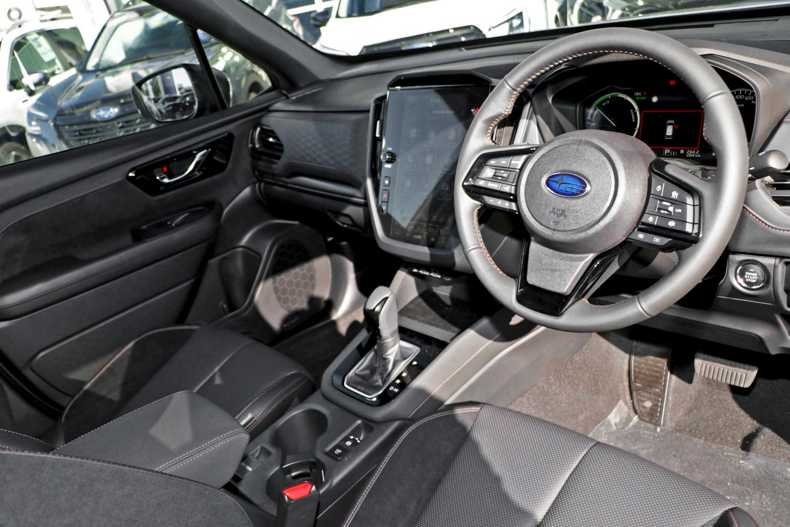 2026 Subaru Forester Hybrid Touring — photo 5