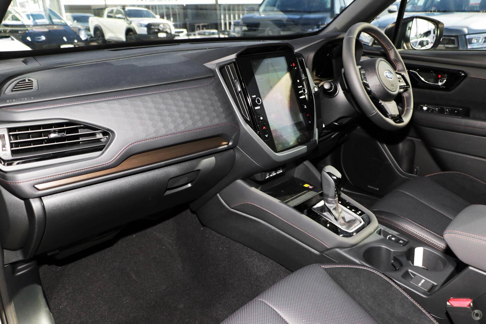 2026 Subaru Forester Hybrid Touring — photo 6