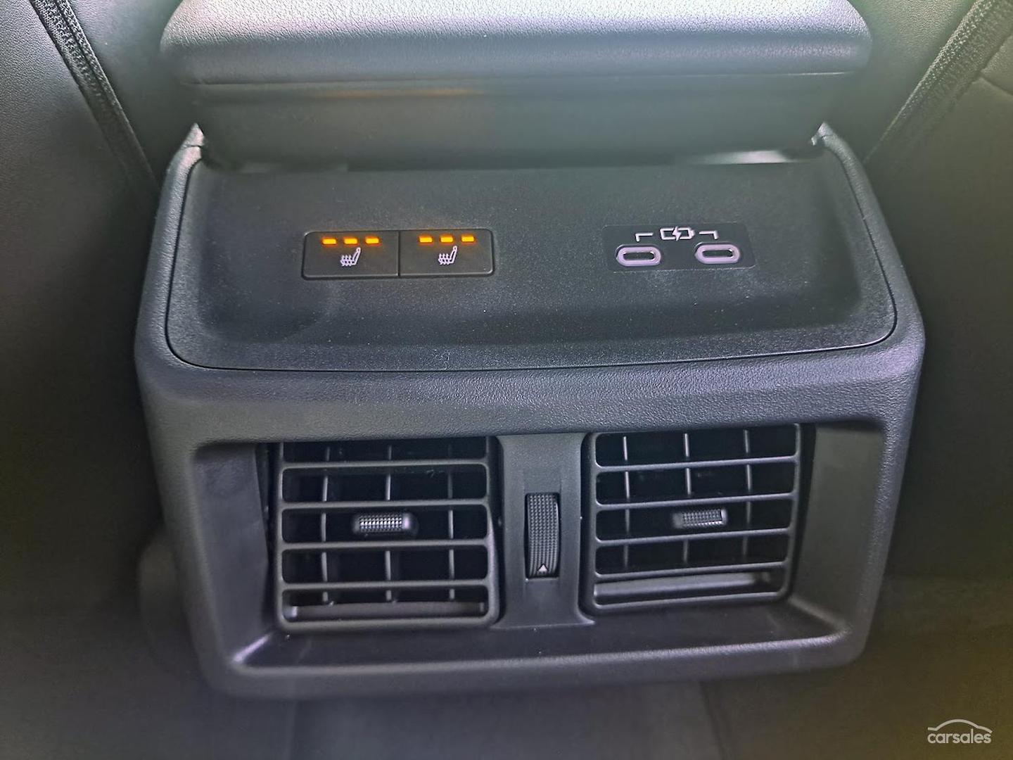 2026 Subaru Solterra AWD Touring — photo 18