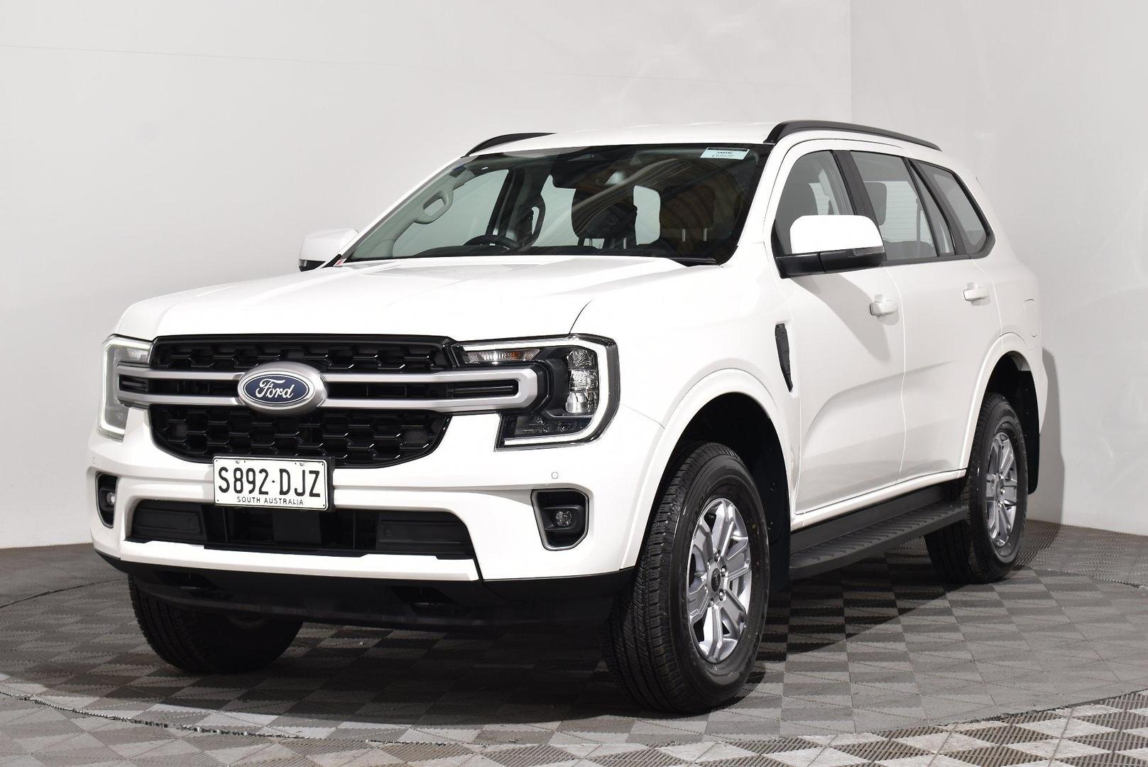 2025 Ford Everest Ambiente — photo 13