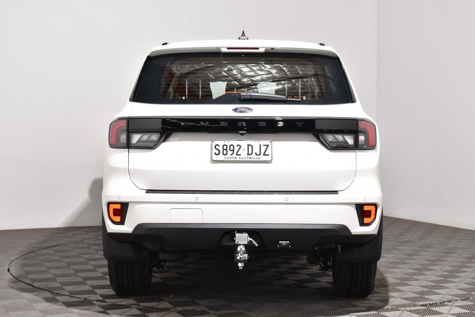 2025 Ford Everest Ambiente — photo 4