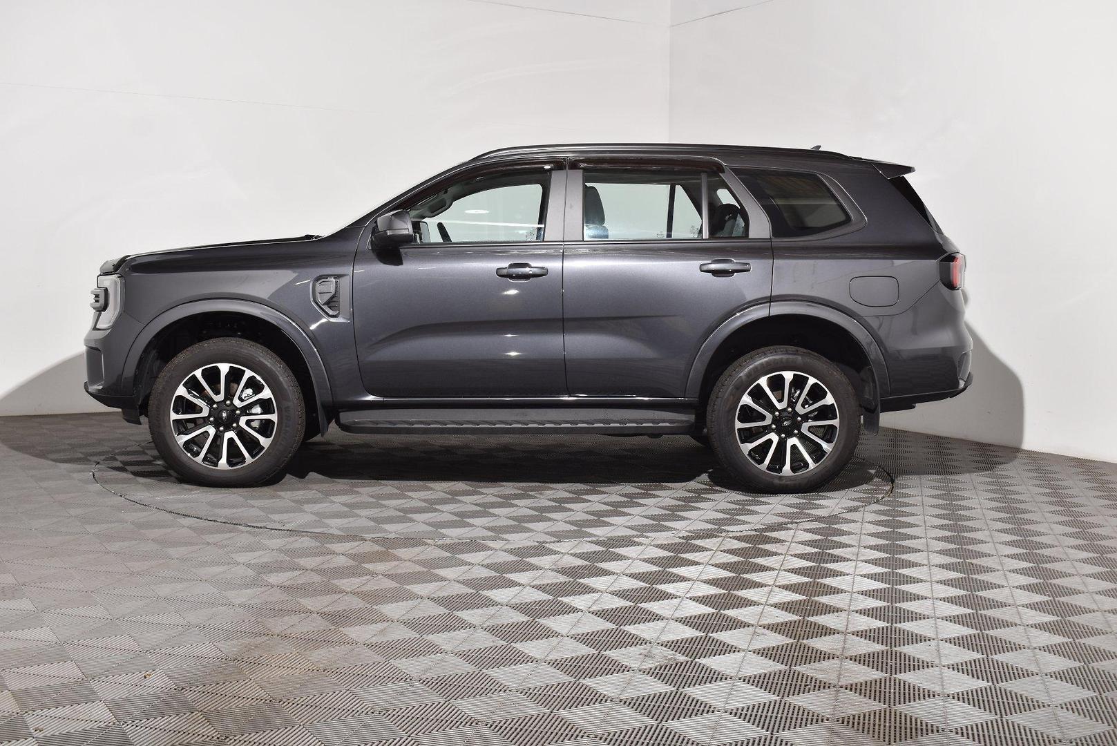 2025 Ford Everest Ambiente — photo 10