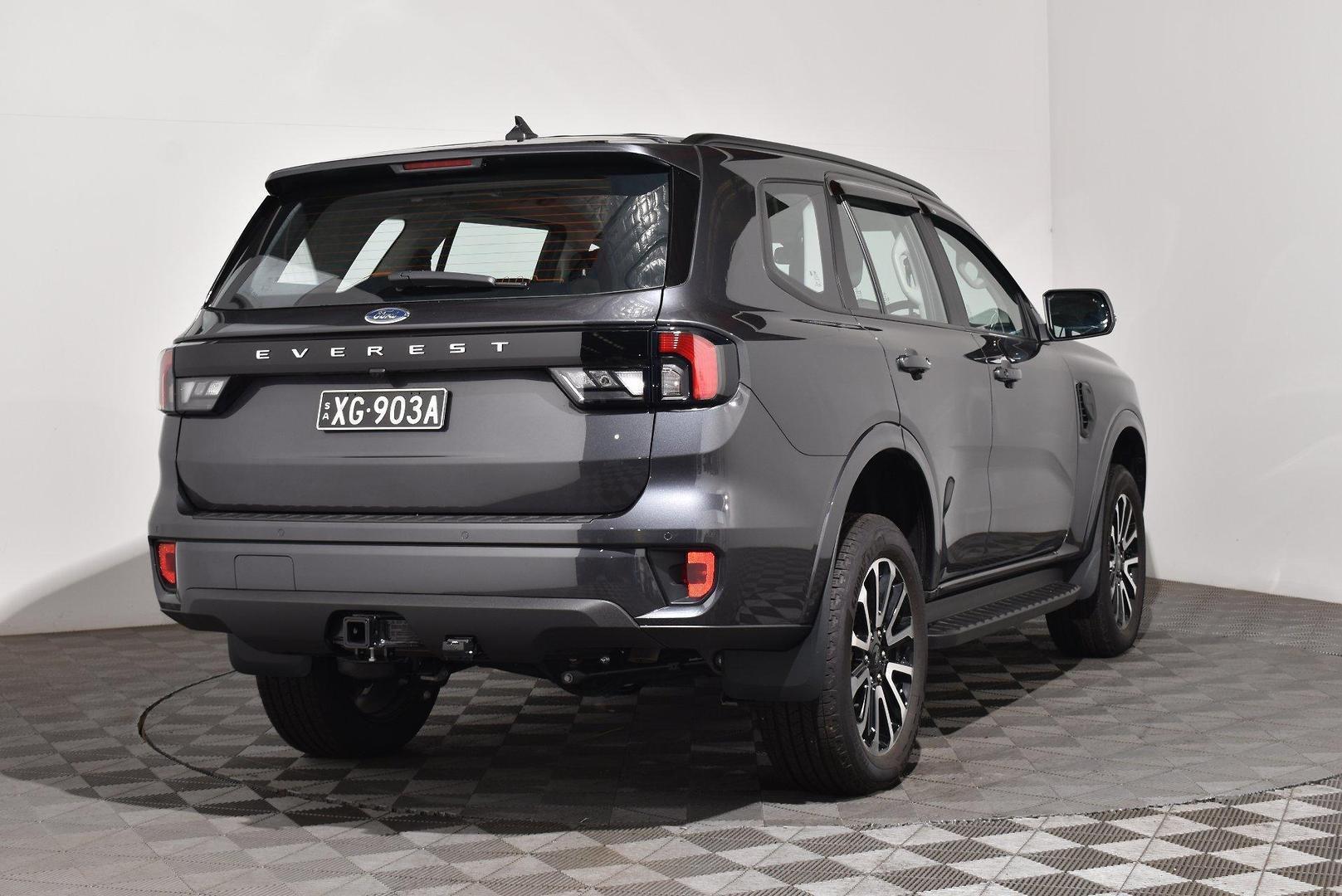 2025 Ford Everest Ambiente — photo 13