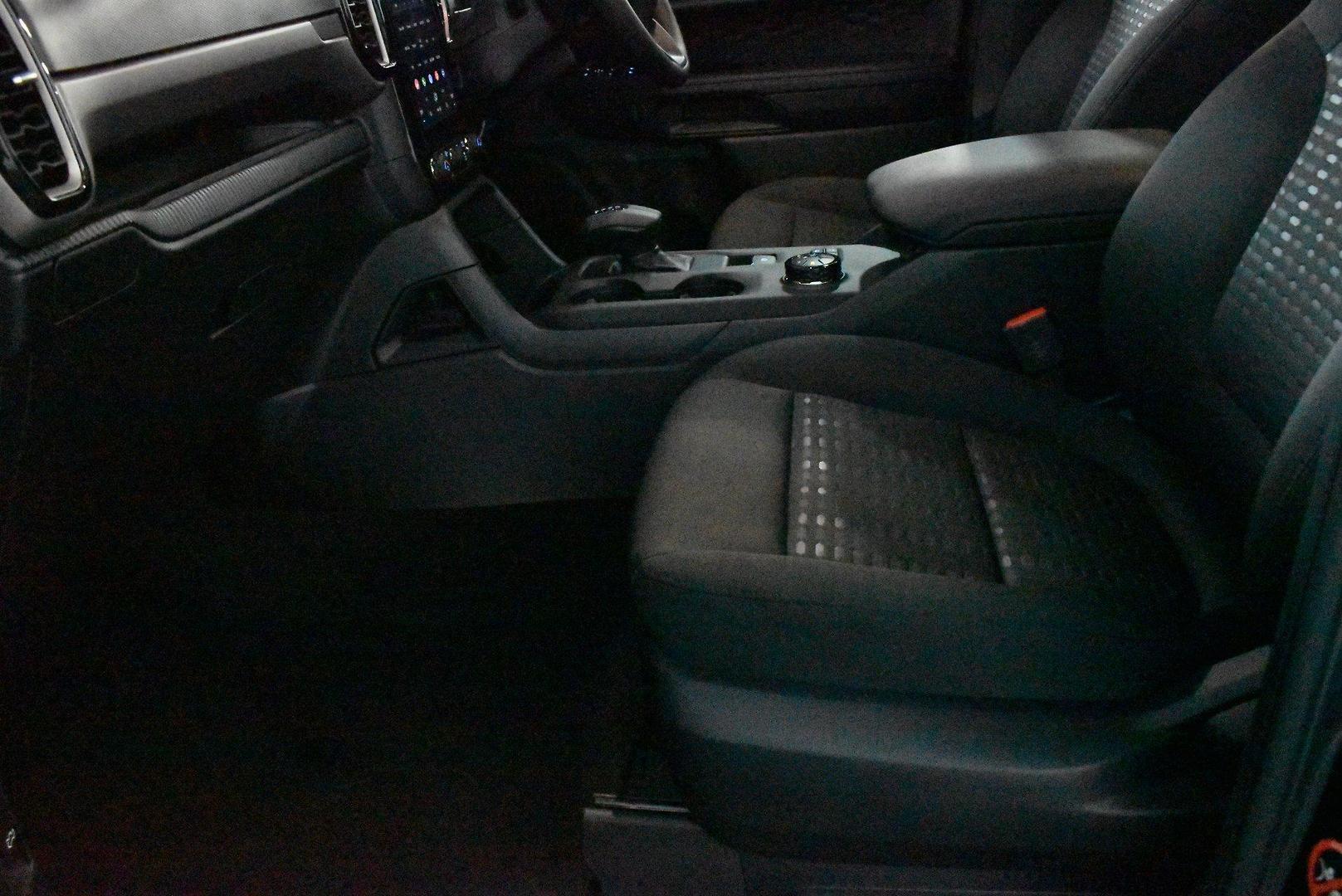 2025 Ford Everest Ambiente — photo 7
