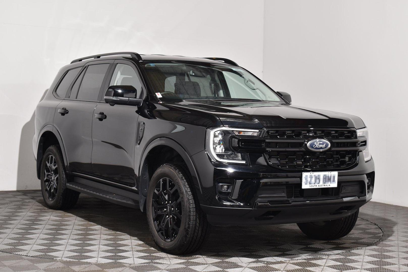 2025 Ford Everest Sport — photo 1