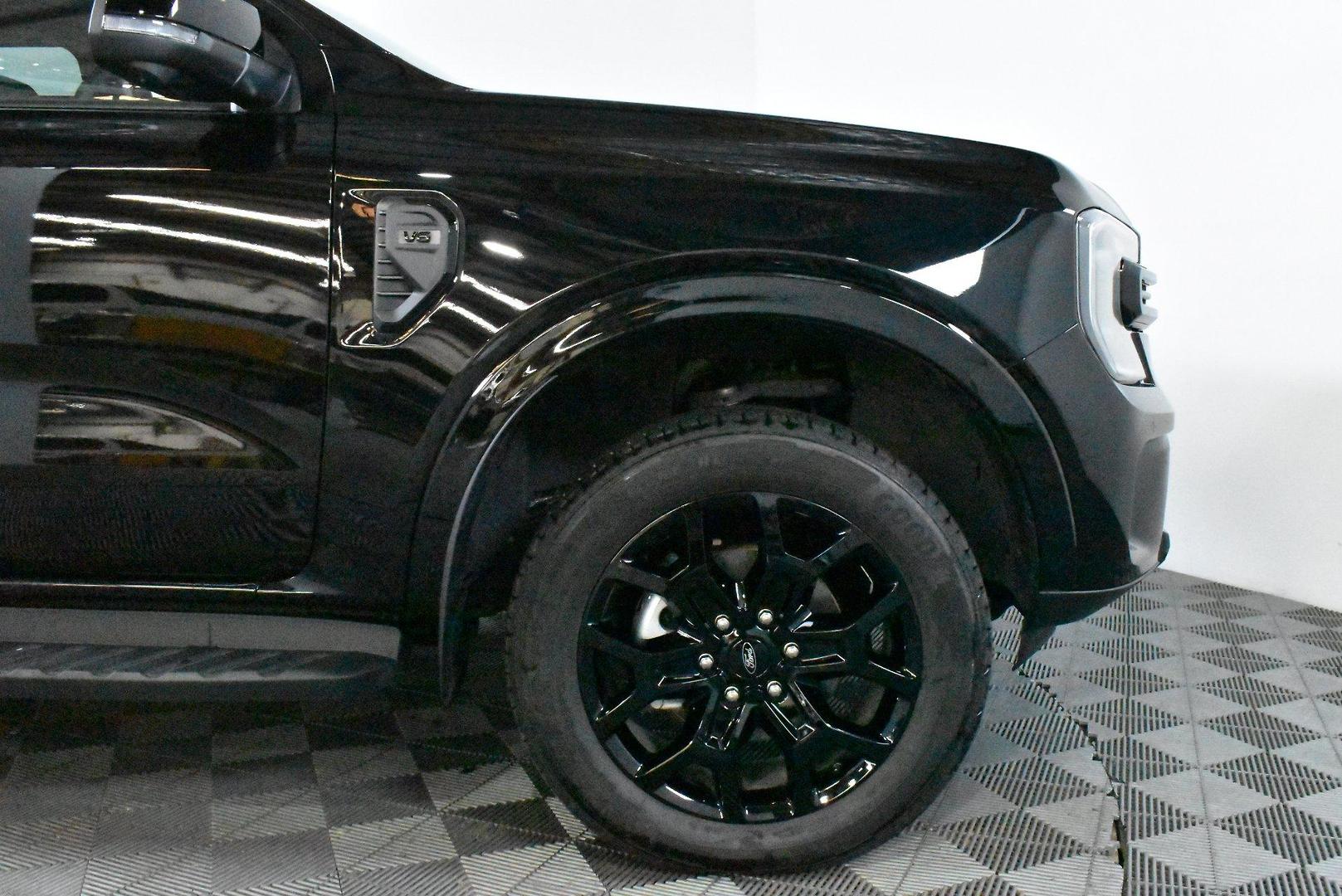 2025 Ford Everest Sport — photo 18