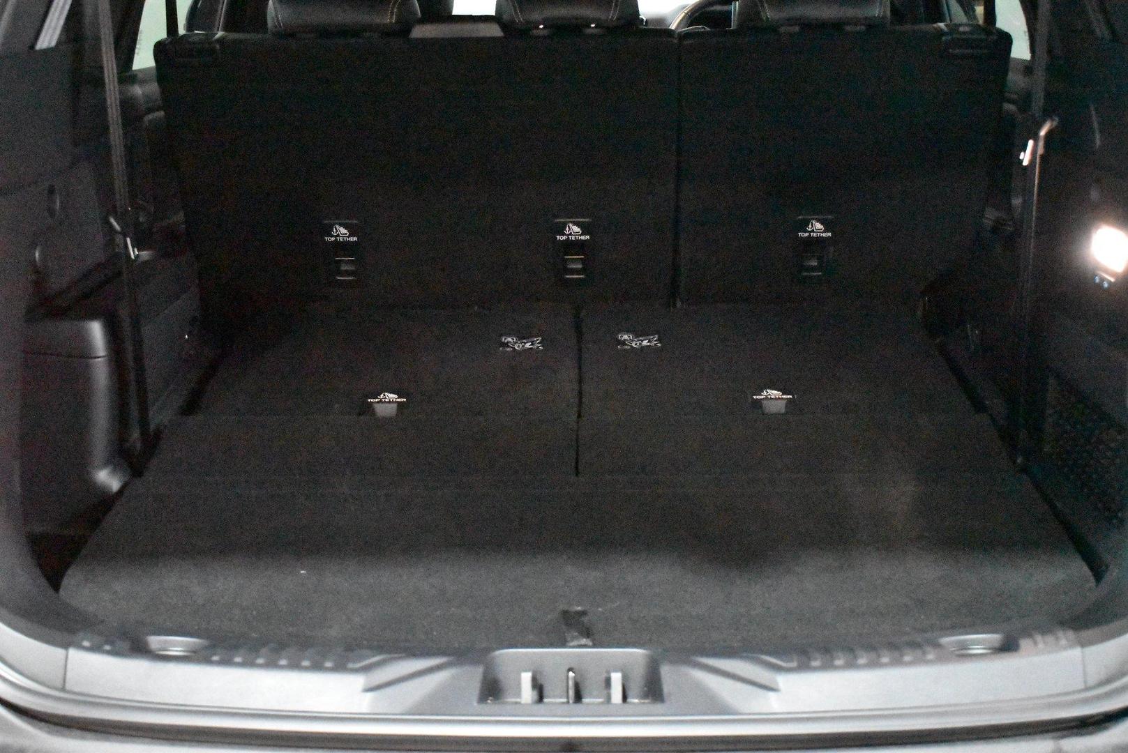 2025 Ford Everest Platinum — photo 16