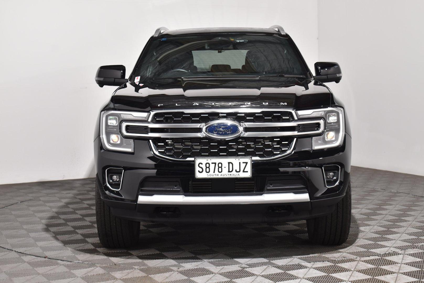2025 Ford Everest Platinum — photo 3
