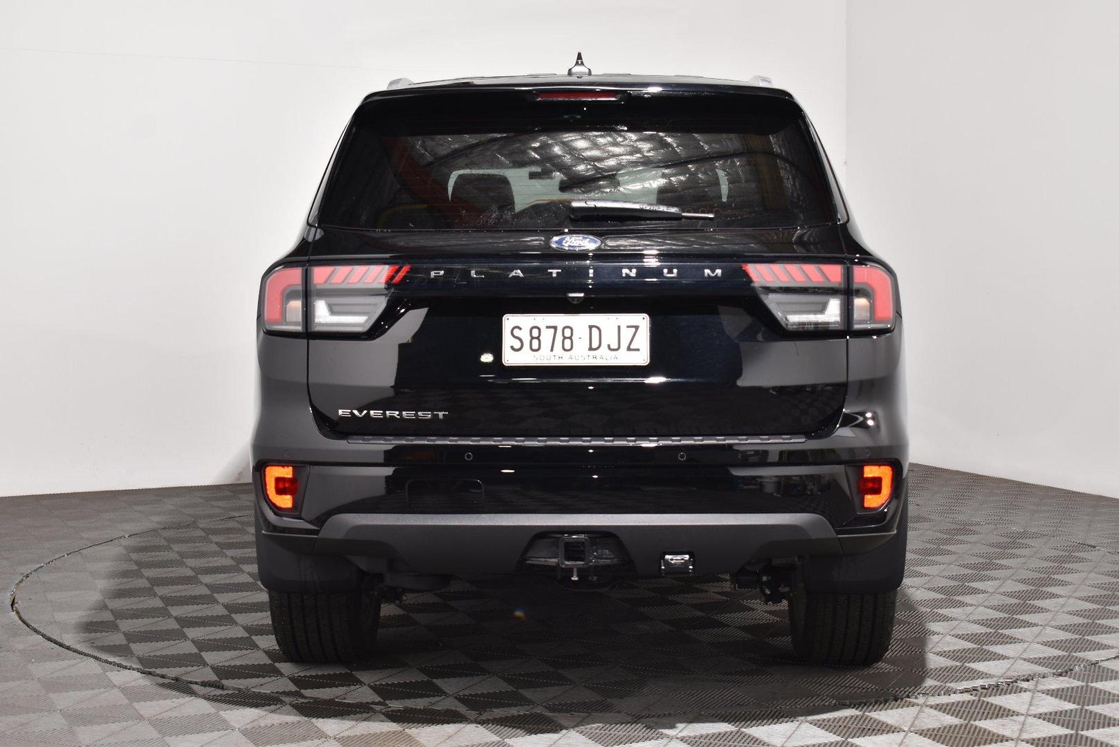 2025 Ford Everest Platinum — photo 4