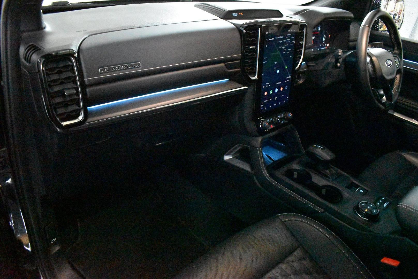 2025 Ford Everest Platinum — photo 6