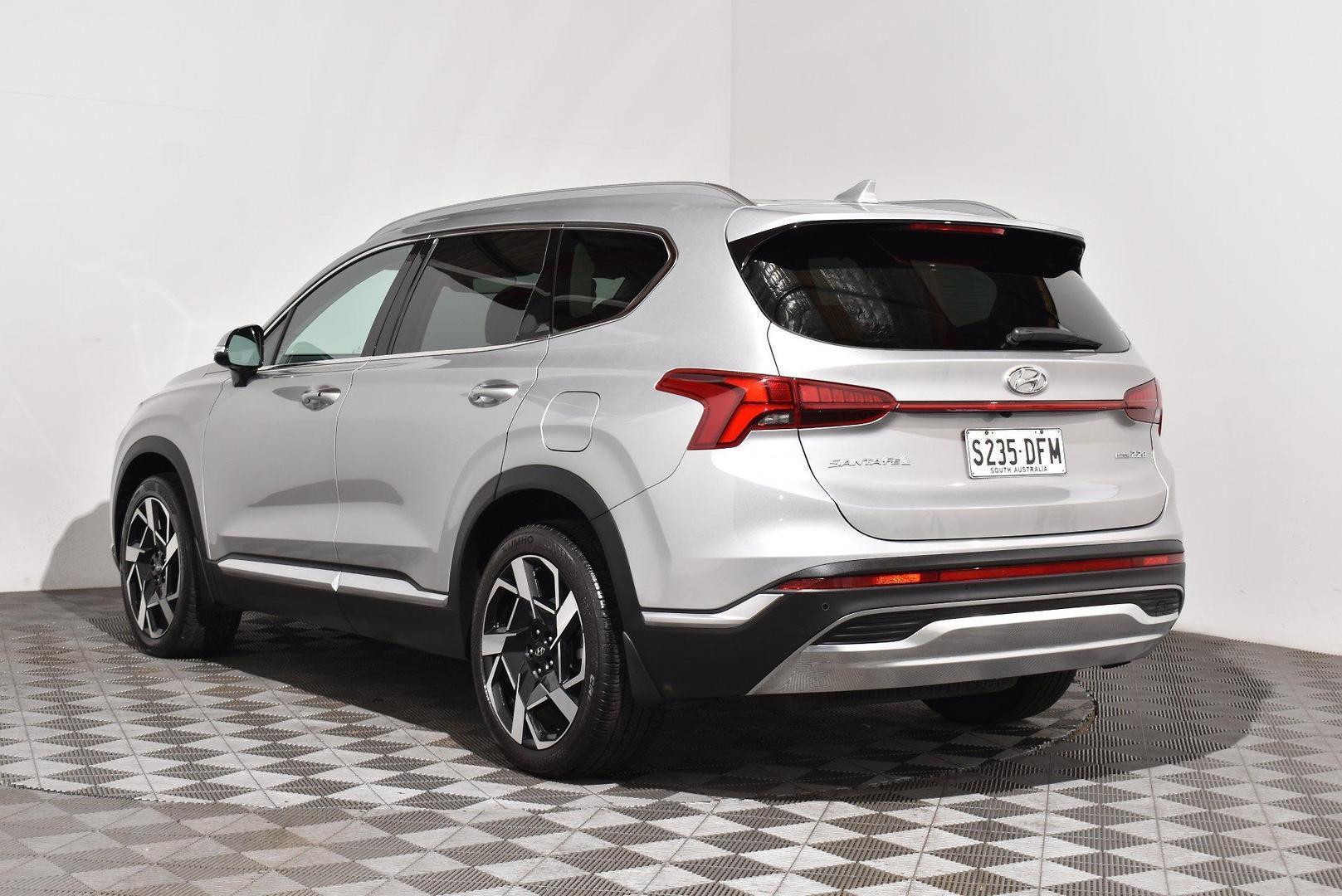 2022 Hyundai Santa Fe Elite — photo 2