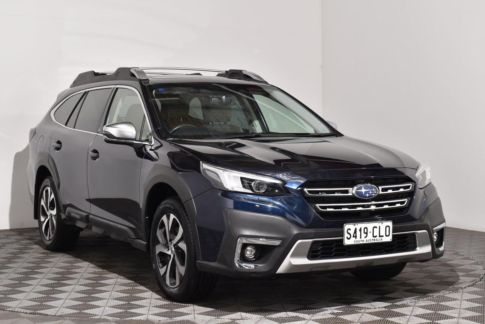 2021 Subaru Outback AWD Touring — photo 1