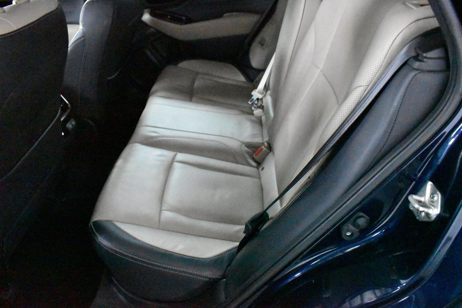 2021 Subaru Outback AWD Touring — photo 8
