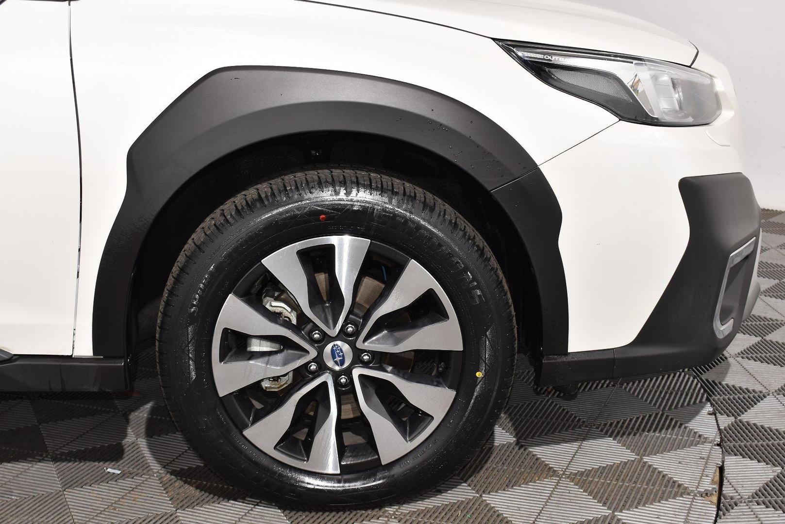 2023 Subaru Outback AWD Touring XT — photo 18