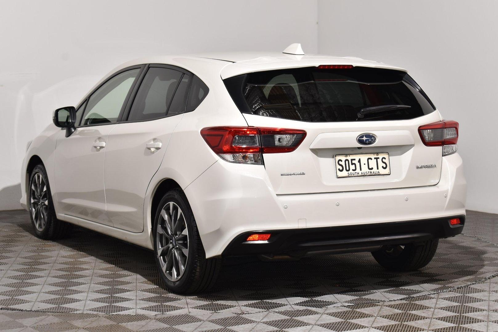 2022 Subaru Impreza 20i Premium — photo 2